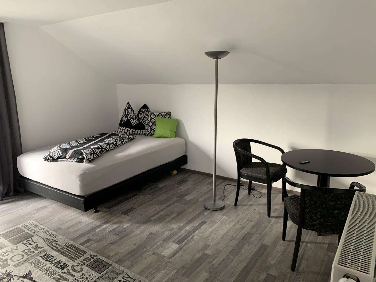 Schlafzimmer 3 OG